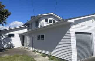 24 Cornwall Street, Belmont