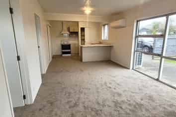 68B Henley Street, Westport