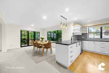 67 Marina View Drive, West Harbour