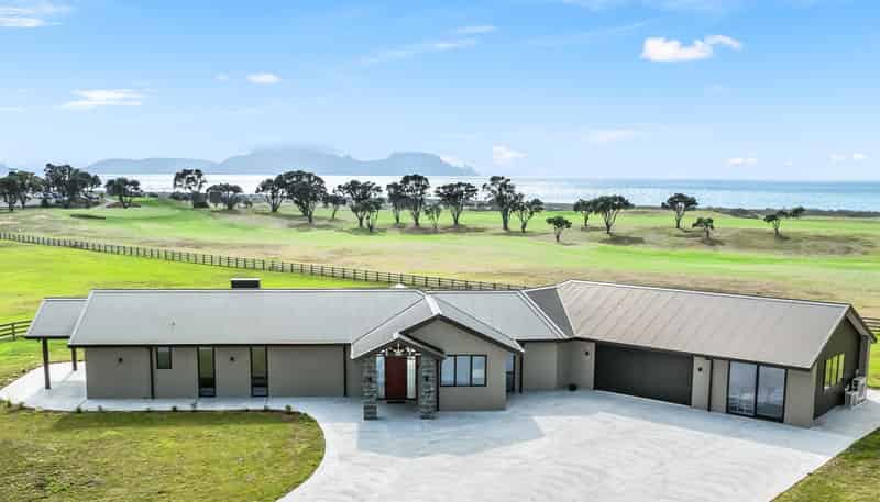 3295 State Highway 1, Waipu