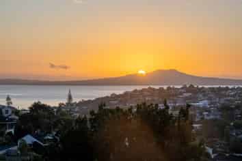 1/5 Gull Lane, Mairangi Bay