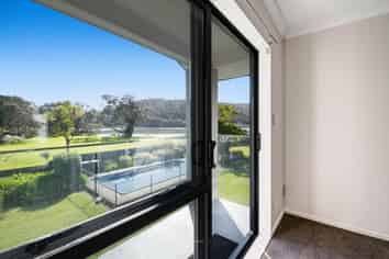 2B/25 Weranui Road, Waiwera