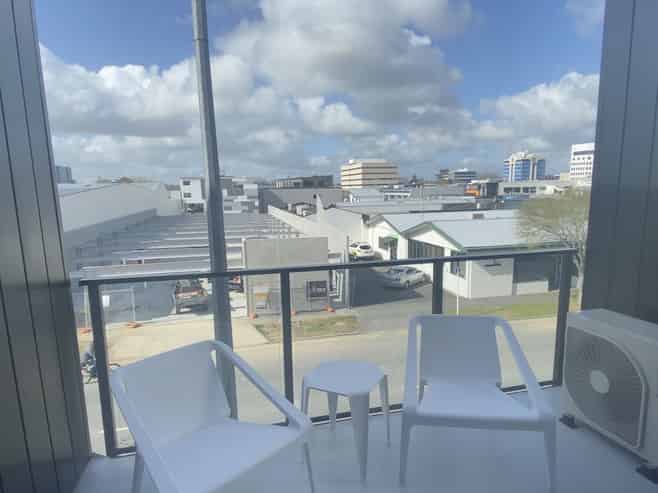 203/17 Vialou Street, Hamilton Central