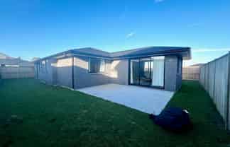 8 Pouate Way, Waiuku