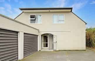 223 Ferry Road, Waltham