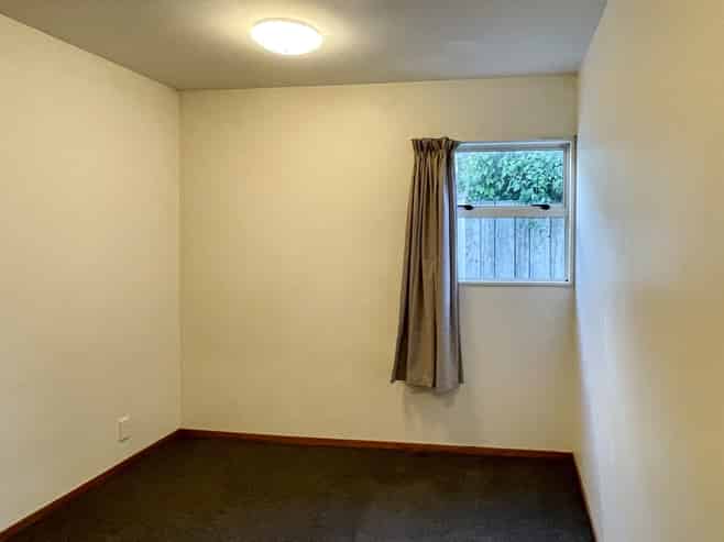 223 Ferry Road, Waltham