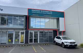 1st Floor office for sale as a tenanted investment