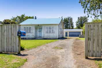 33 Ngatai Street, Manaia