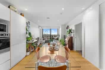 304/64 Victoria Street, Onehunga