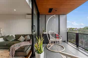 304/64 Victoria Street, Onehunga