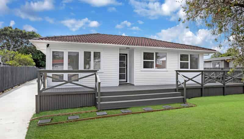 16  Heybridge Street, Manurewa