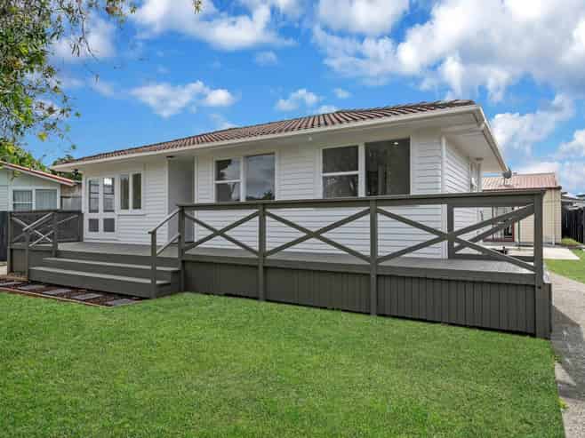 16  Heybridge Street, Manurewa