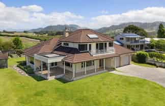 23 Athenree Heights, Athenree