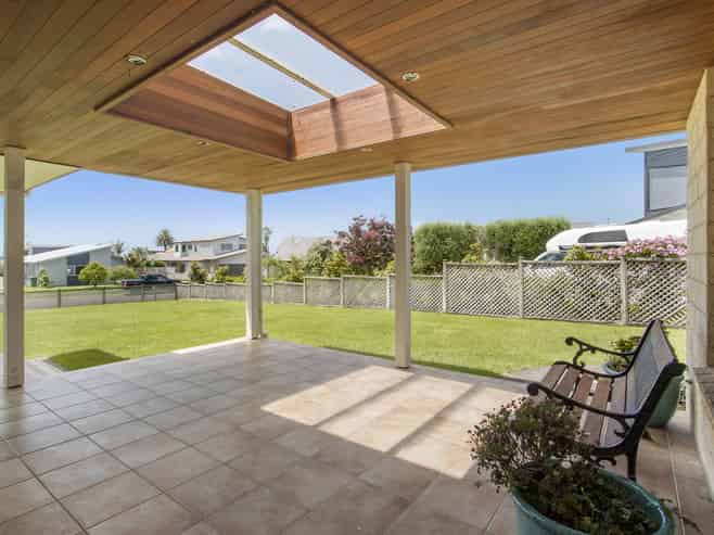 23 Athenree Heights, Athenree