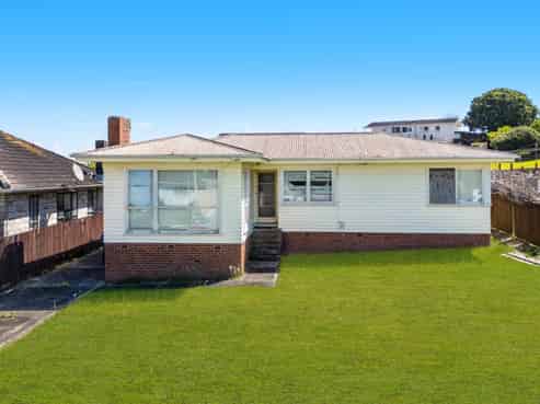 9 Richard Road, Mangere