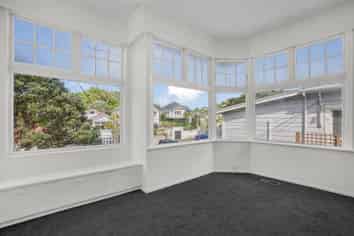 6 Waipapa Road, Hataitai