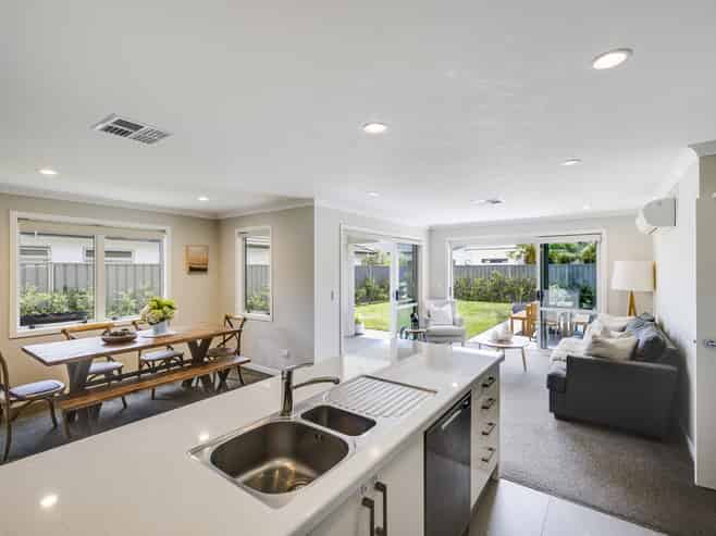 17 Aoraki Road, Poraiti