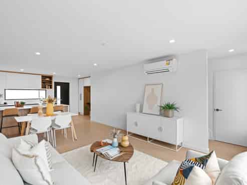 117-121 Lincoln Road, Addington