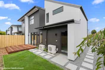 117-121 Lincoln Road, Addington