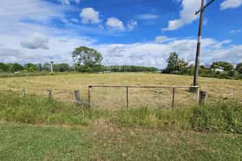 Lot, Secs 3-5 Water Street, Kaitangata