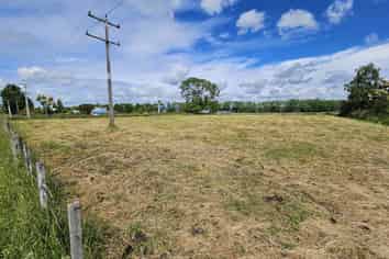 Lot, Secs 3-5 Water Street, Kaitangata
