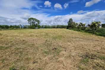 Lot, Secs 3-5 Water Street, Kaitangata