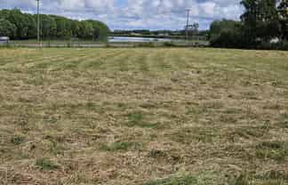 Lot, Secs 3-5 Water Street, Kaitangata