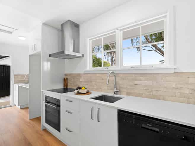 2/170 Waimairi Road, Ilam