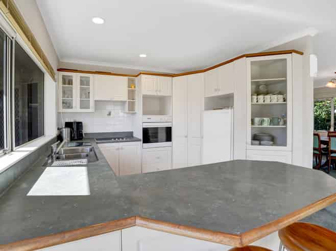 6 Saddle Row, Welbourn