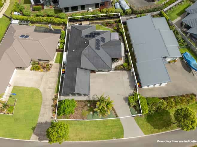 32 Leeward Drive, Whitianga