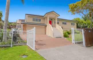 32 Canary Place, Unsworth Heights