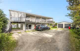 75 Atkinson Avenue, Otaki Beach