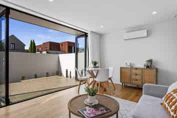 40 Clare Road, Merivale