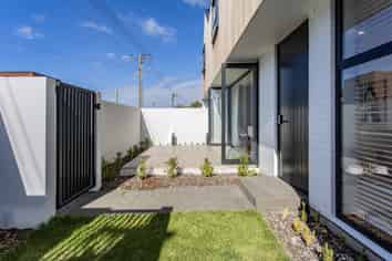 40 Clare Road, Merivale