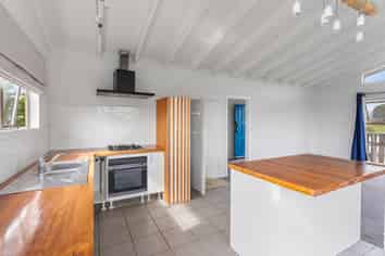 62 Toi Street, Otaki Beach