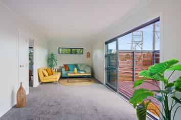 56 Dunstan Street, Otaki