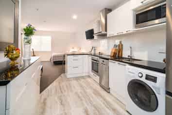 28/164 Harbour Village Dr, Gulf Harbour