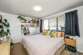 2A/12 Corban Avenue, Henderson