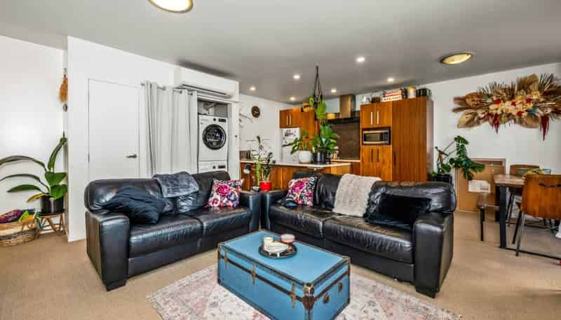 2A/12 Corban Avenue, Henderson