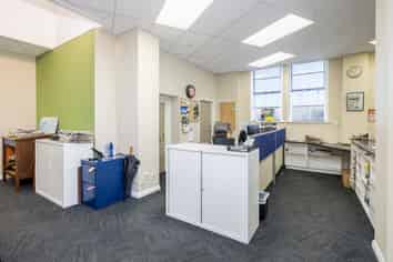 Iconic Art Deco - Central CBD Masterton