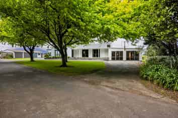 369 Patiki Road, Pihama