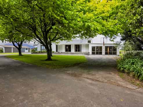 369 Patiki Road, Opunake