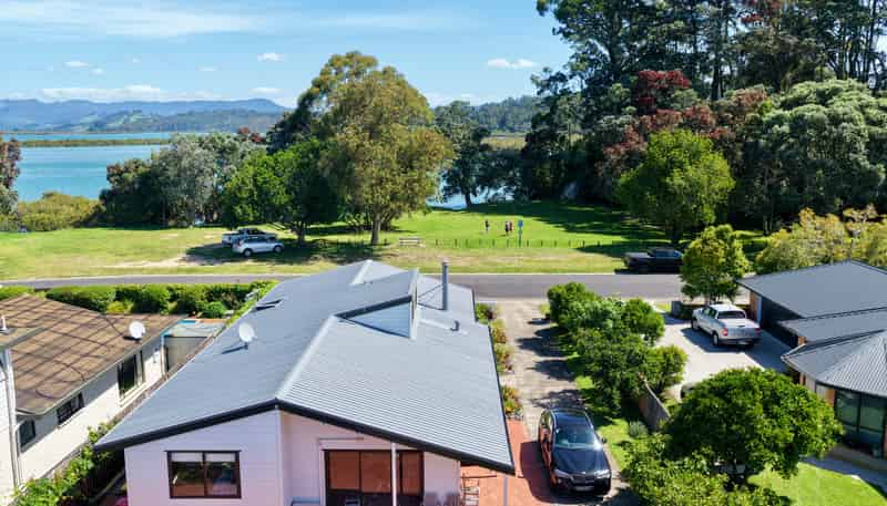 83 Robinson Road, Whitianga