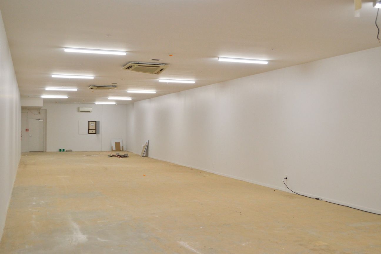 Spacious Retail on Queen Street | 218m² - Vista 4