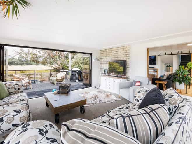 38 Russell Street, Foxton