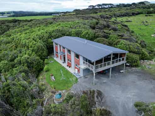 591 Omaui Road, Bluff