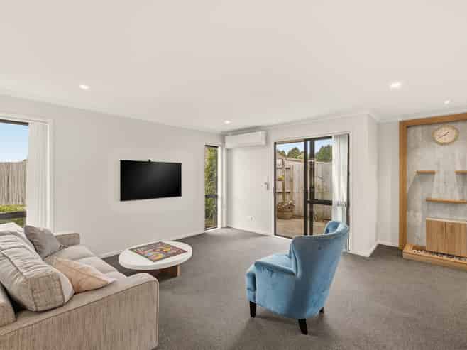 6 Kahawai Close, Pyes Pa