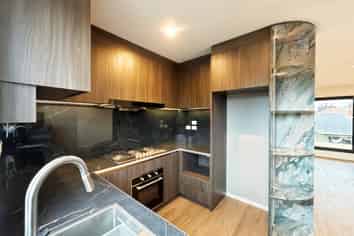 9/2145 Great North Road, Avondale