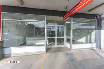 Prime Dual Retail Opportunity in Otaki's Heart!
