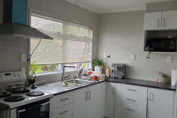 8/17 Wellington Street, Hamilton East